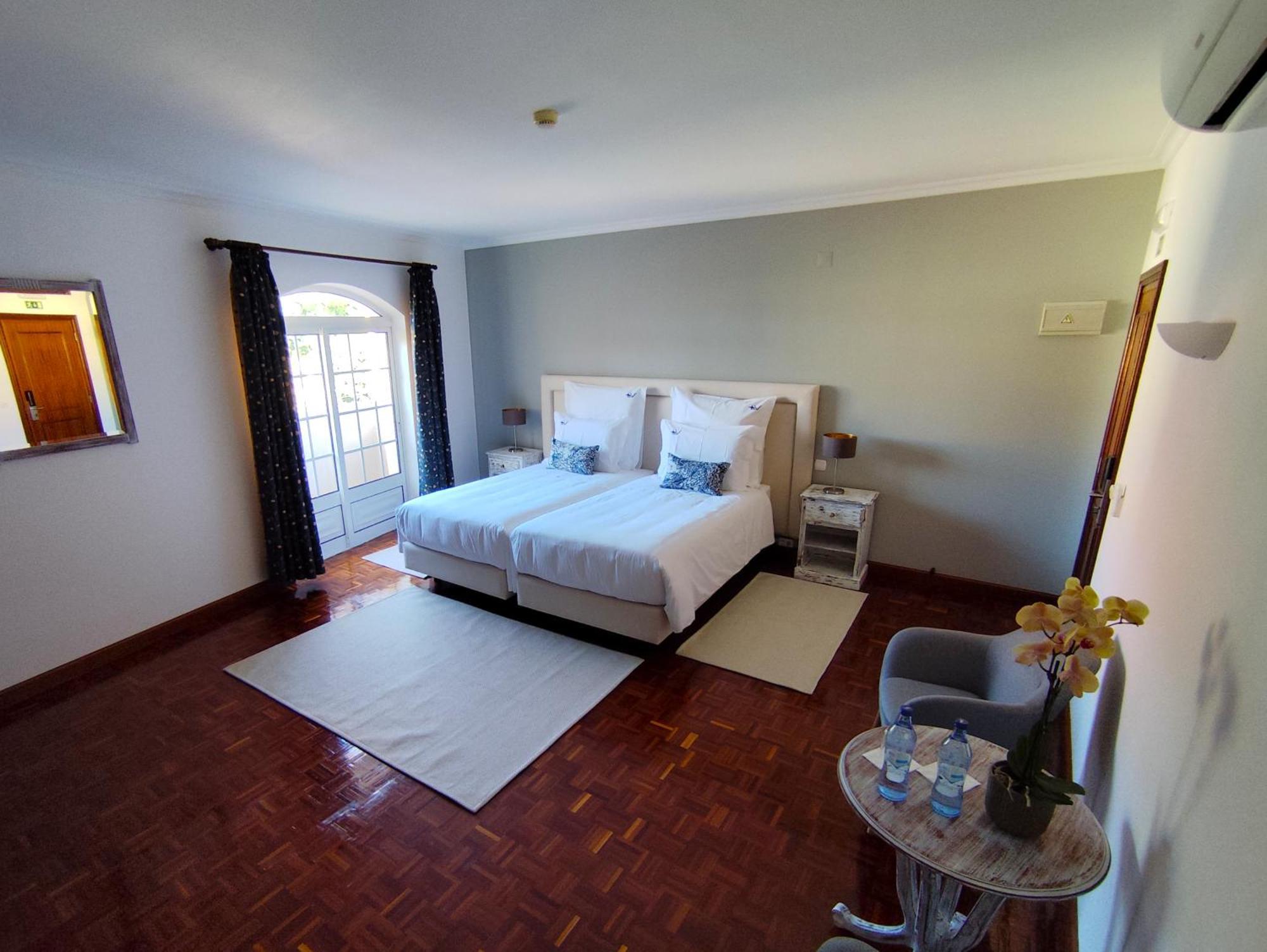 Luso Village Boutique Hotel Bagian luar foto