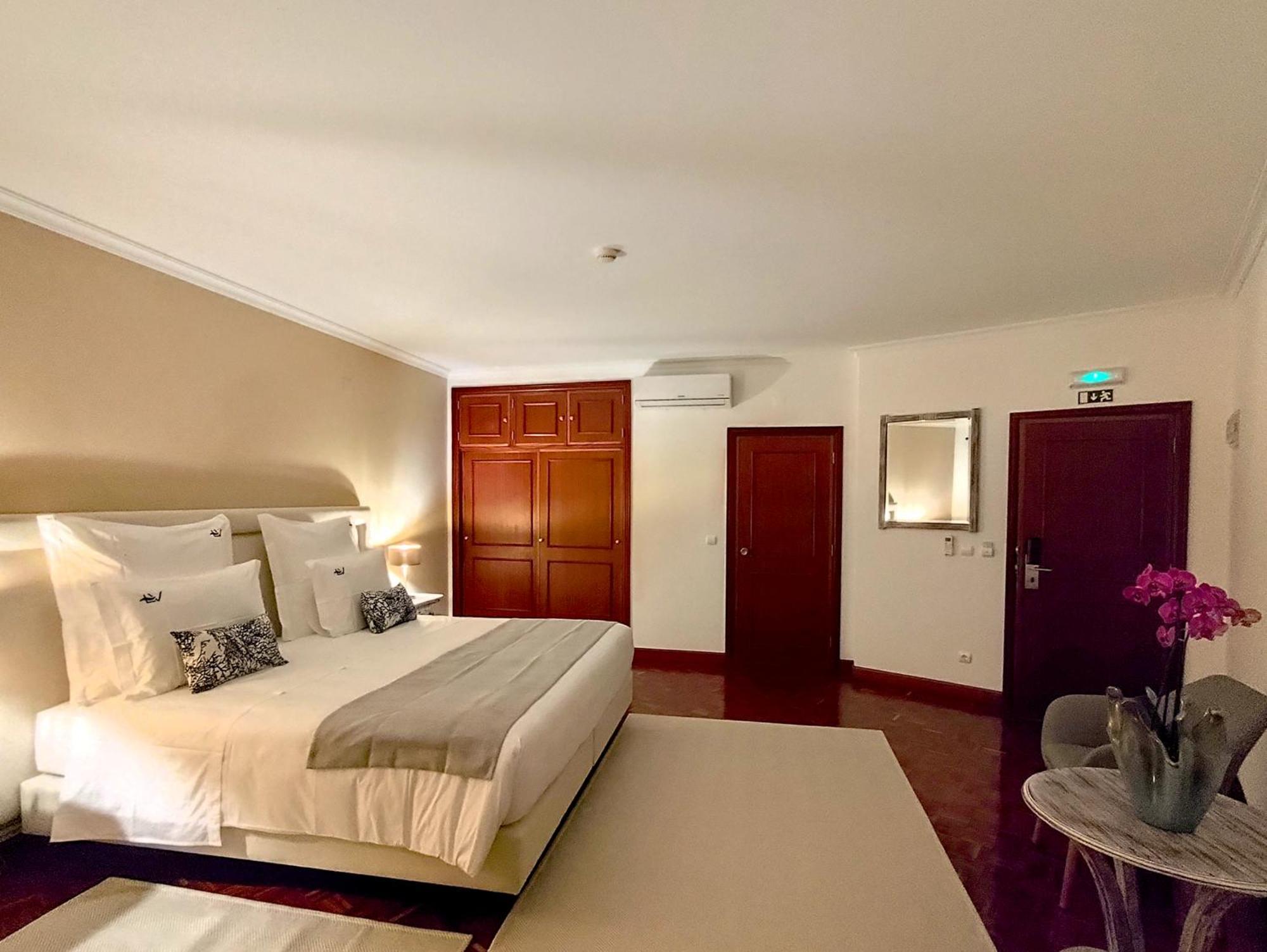 Luso Village Boutique Hotel Bagian luar foto